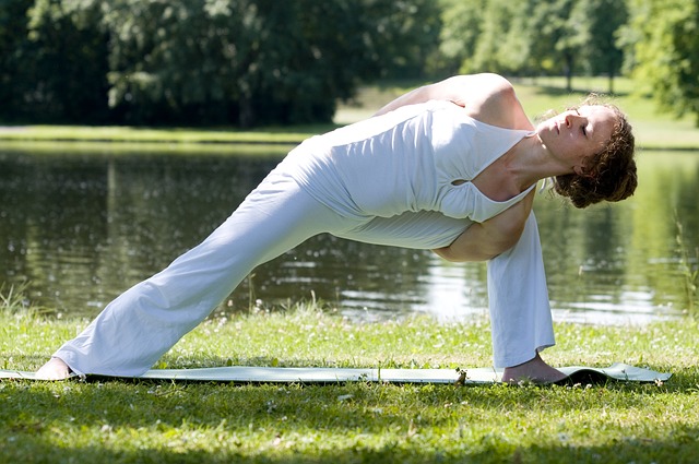 Casos de éxito de empresas que integran el yoga en sus planes de bienestar